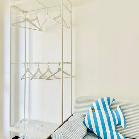 Apartment Hostdomus - Sea View Finale Ligure