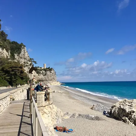 Apartment Hostdomus - Sea View