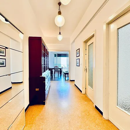 Hostdomus - Sea View