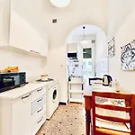 Apartment Hostdomus - Sea View Finale Ligure
