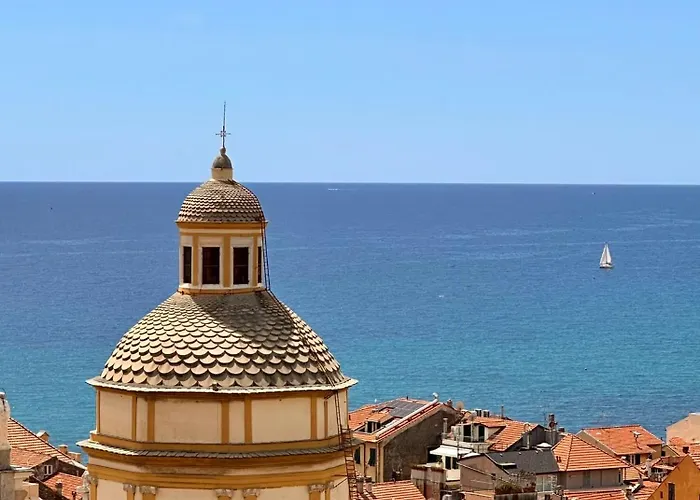 Hostdomus - Sea View * Finale Ligure