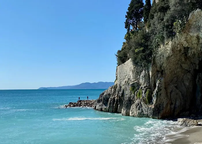 Hostdomus - Sea View Appartement